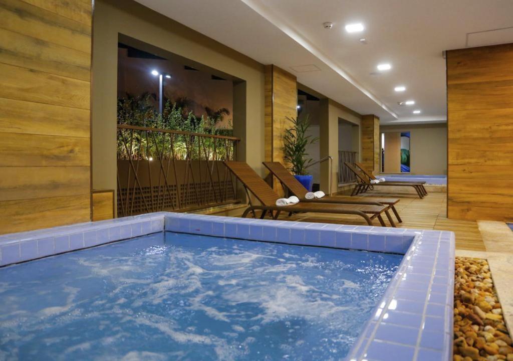 Hospedagem Para Ate 8 Pessoas No Enjoy Olimpia Park Resort Kültér fotó